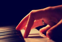 华体会：[天下足球]20250303 “圆神”重启.